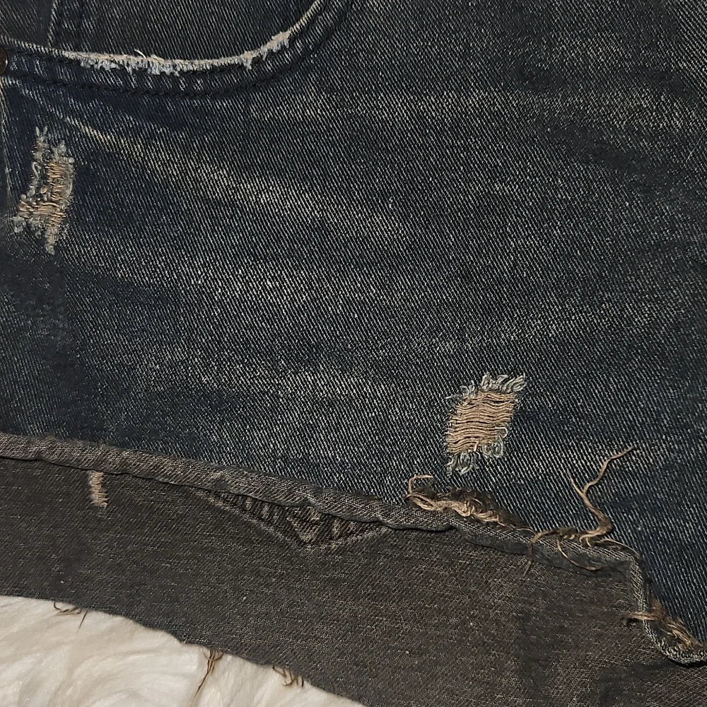 Free People Distressed Jean Shorts – Dark Wash, Button Front, Size 28